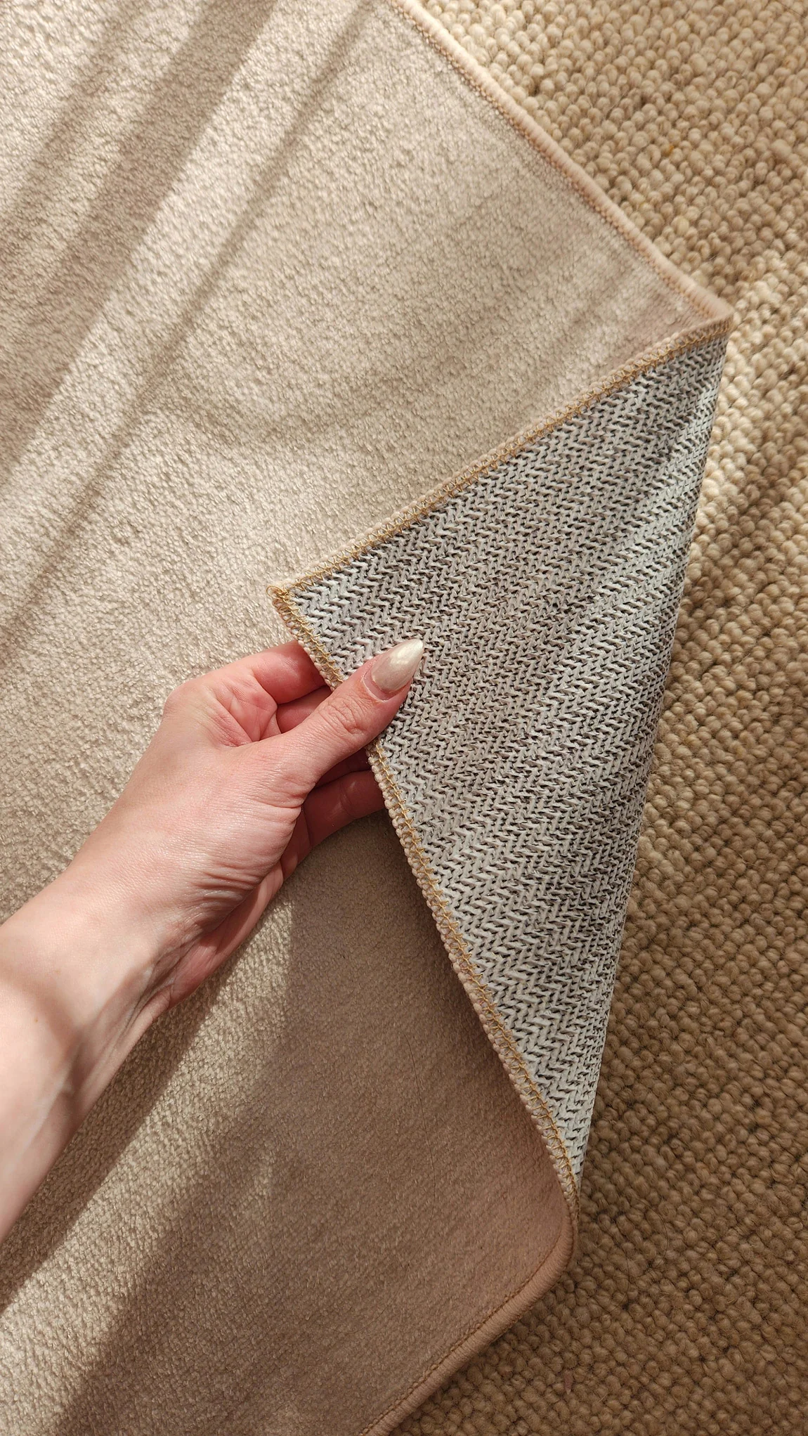 Aara Terracotta and Cream Botanical Washable Rug - Image 10