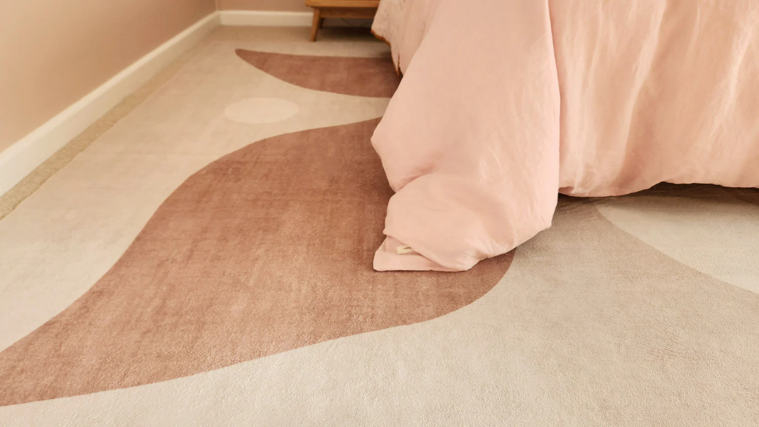 Aara Terracotta and Cream Botanical Washable Rug - Image 5