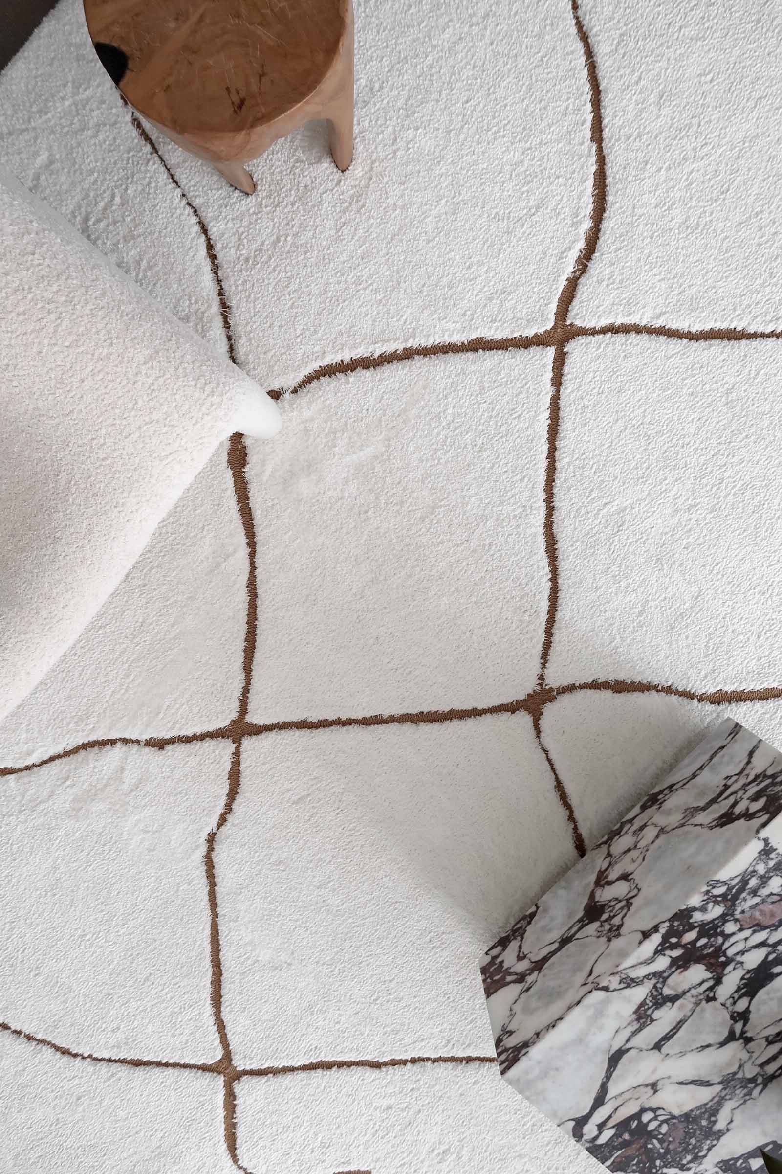 Alayna Cream and Gold Tribal Shag Rug - Image 12