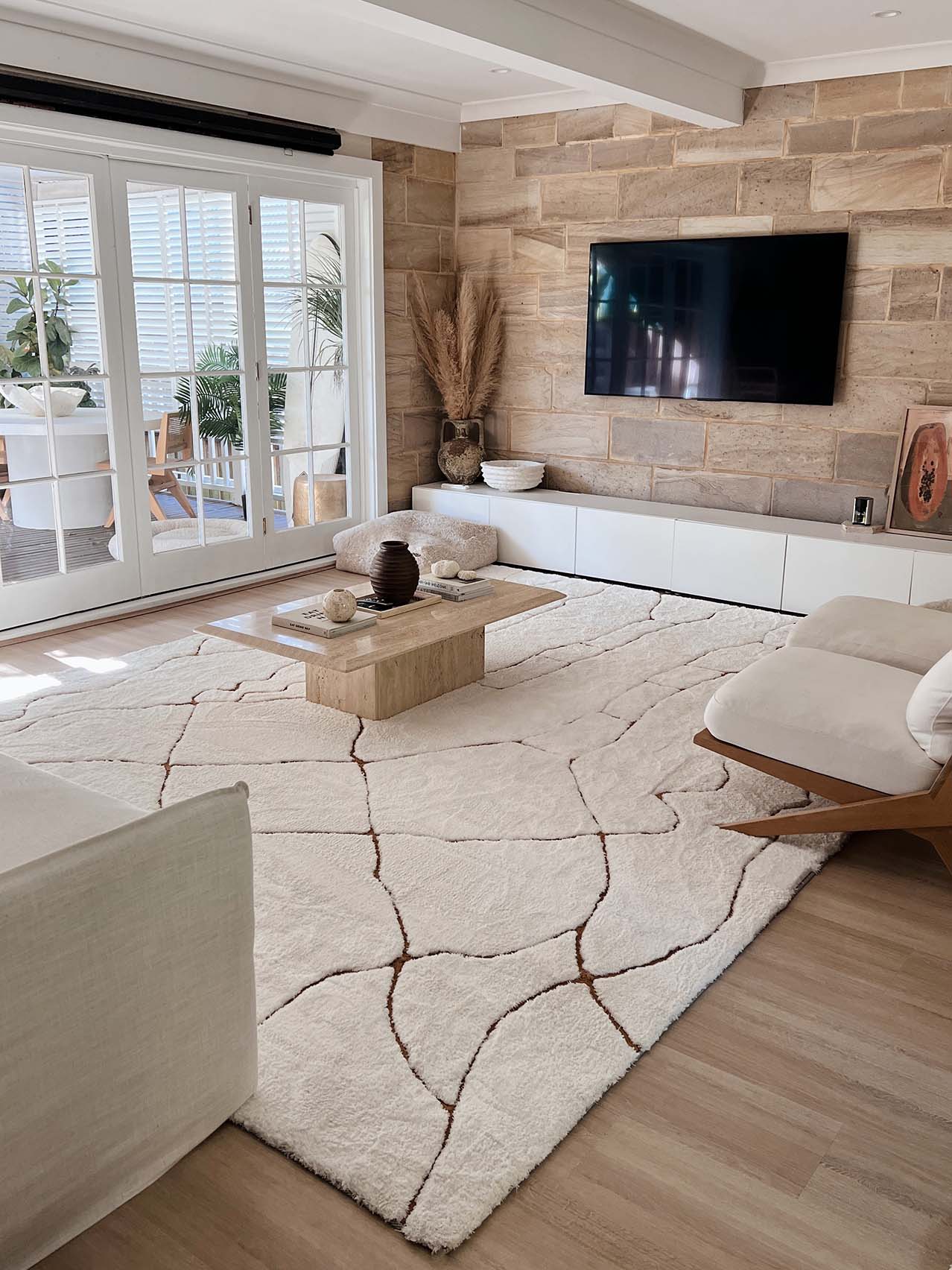 Alayna Cream and Gold Tribal Shag Rug - Image 5