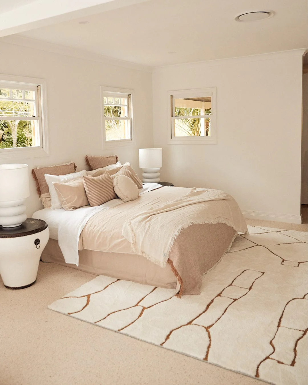 Alayna Cream and Gold Tribal Shag Rug - Image 8
