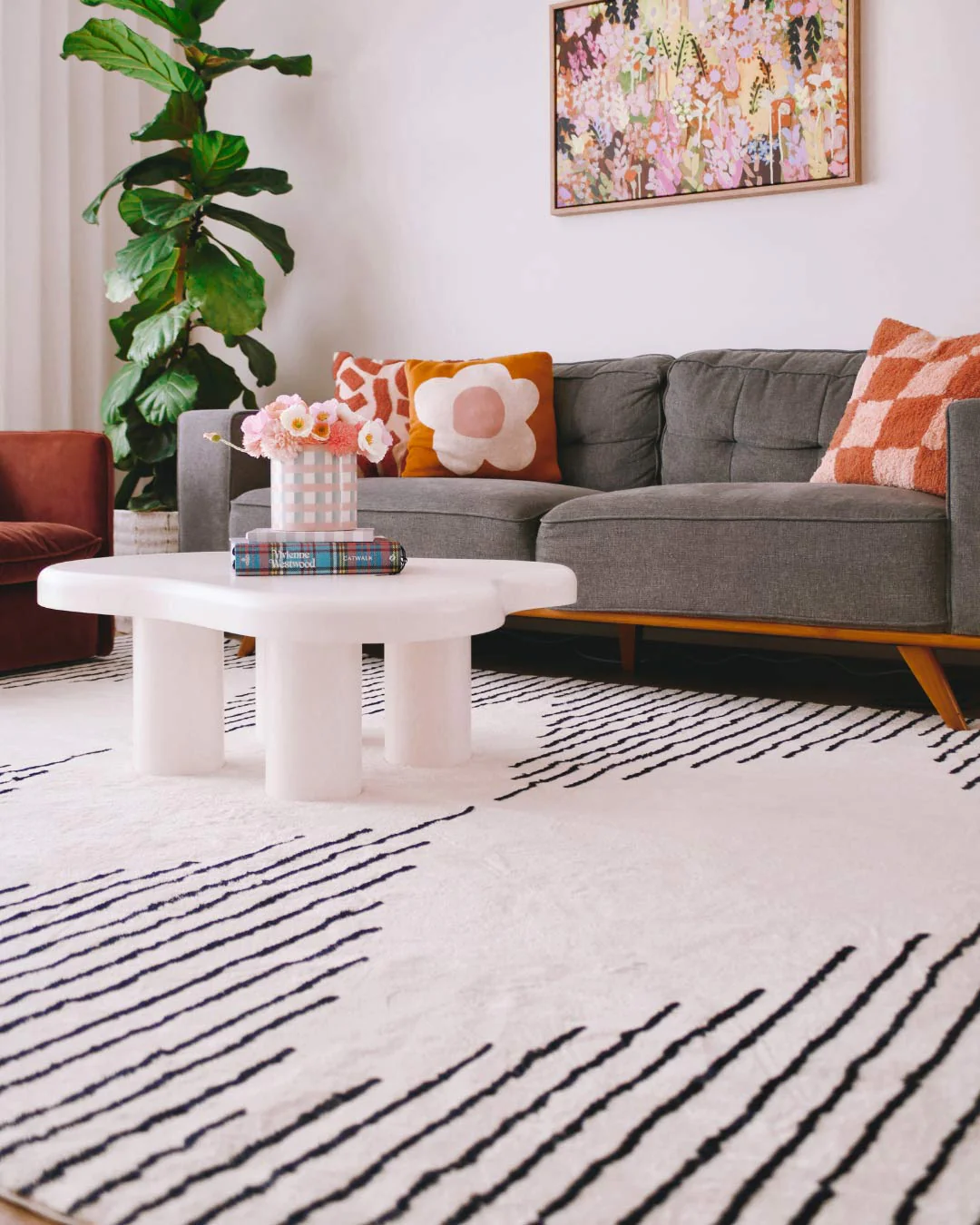 Aldana Black and Cream Tribal Washable Rug - Image 14