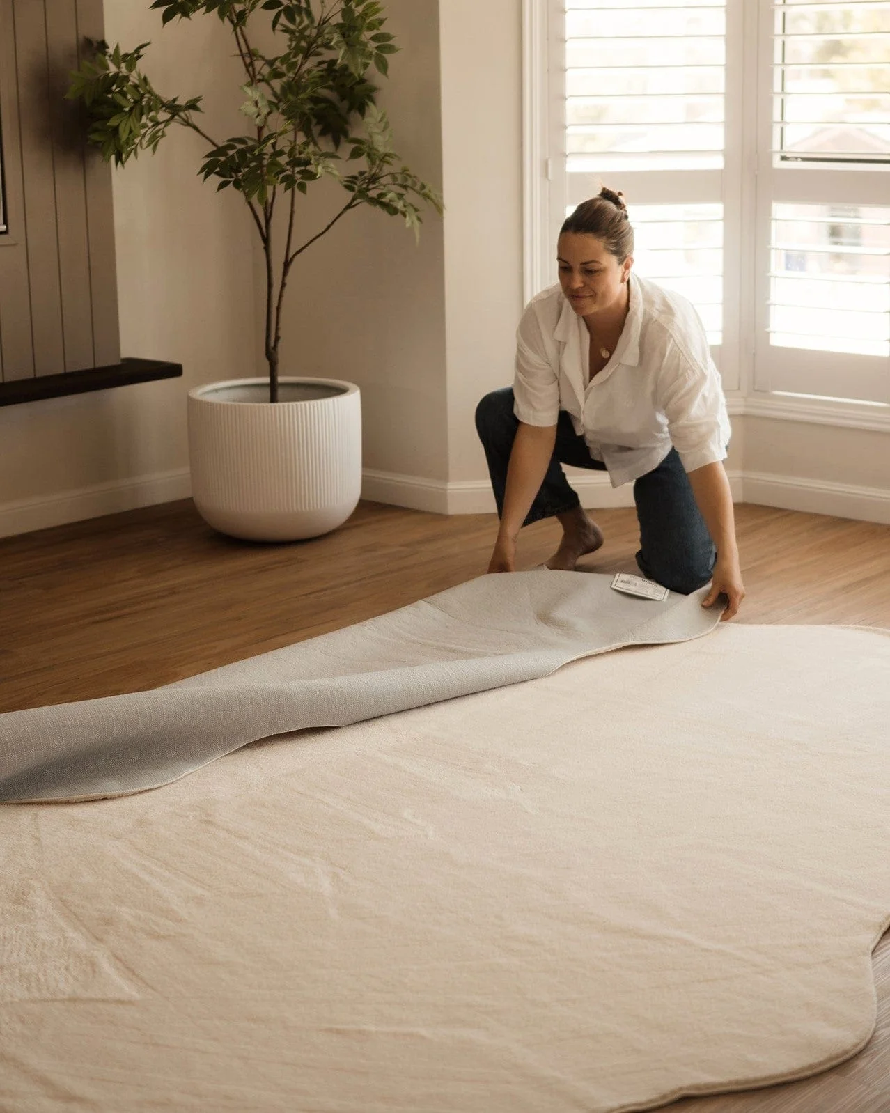 Allen Neutral Scallop Washable Rug - Image 8