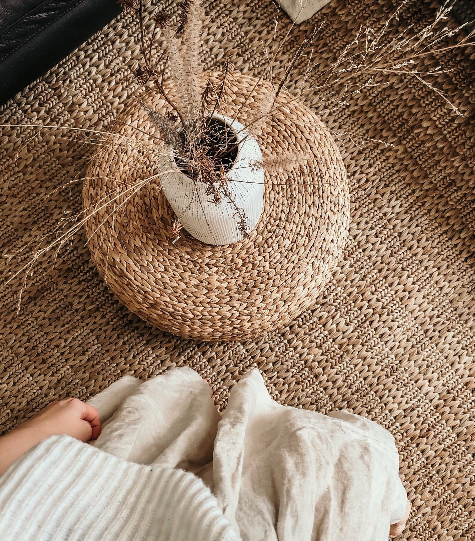 Amare Natural Braided Jute Rug - Image 15