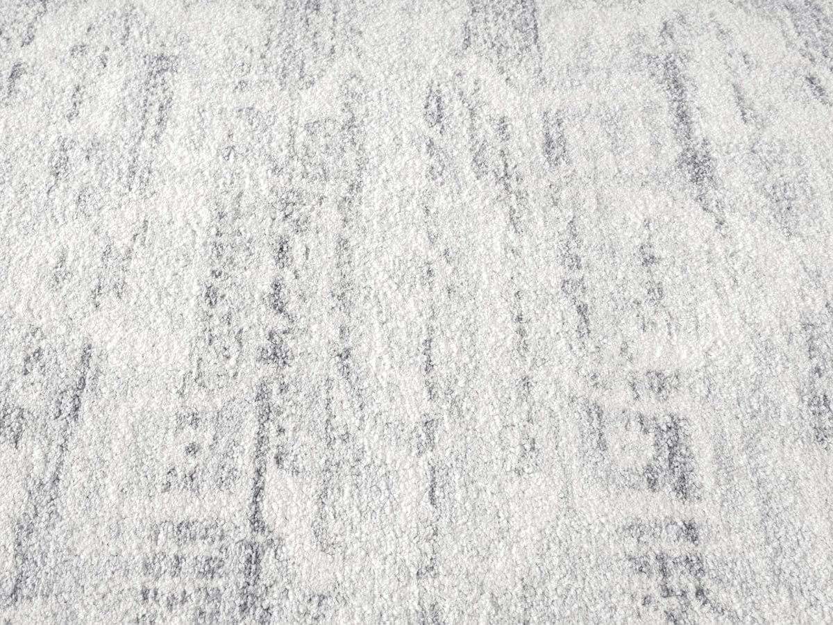 Andra Grey and Ivory Traditional Distressed Rug - Image 13