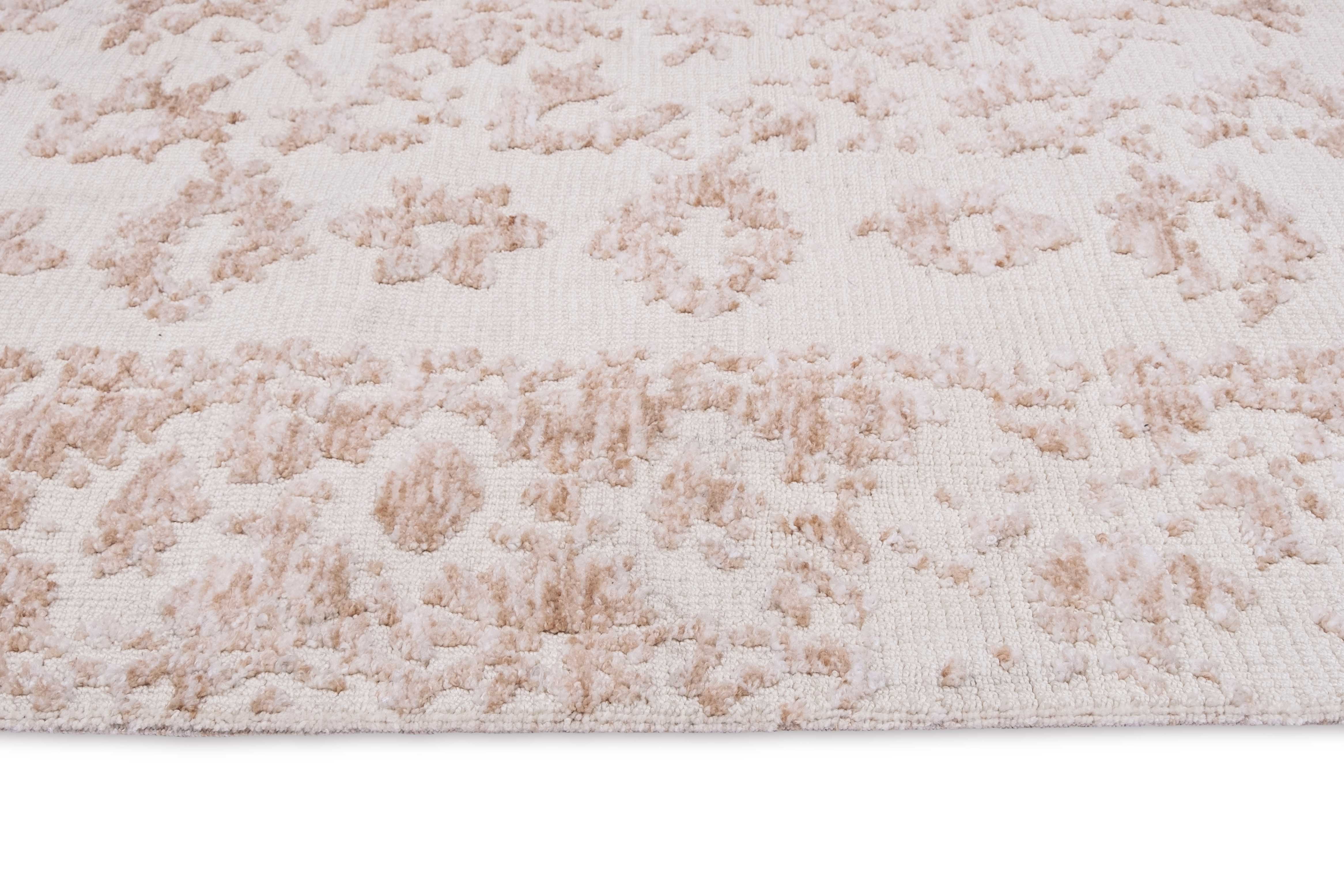 Aria Pink and Ivory Floral Transitional Rug - Image 8