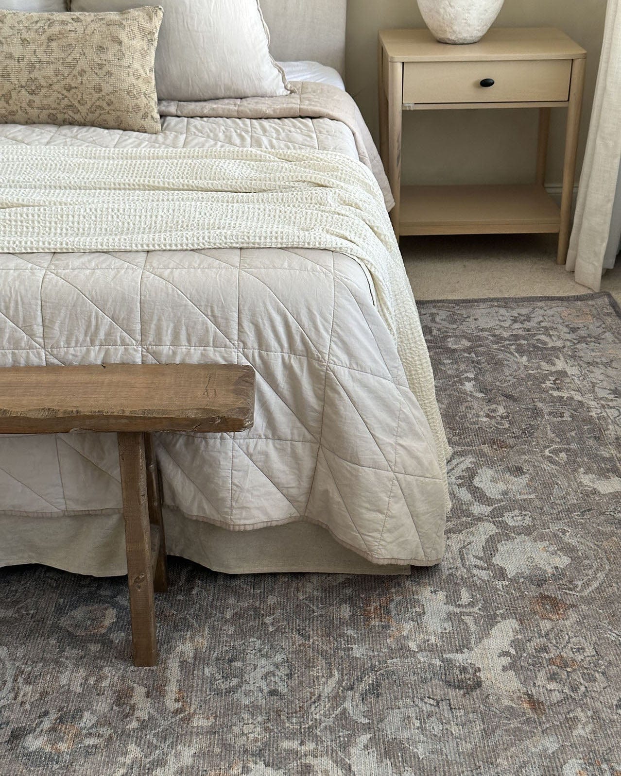Ava Grey and Gold Traditional Distressed Washable Rug - Image 11