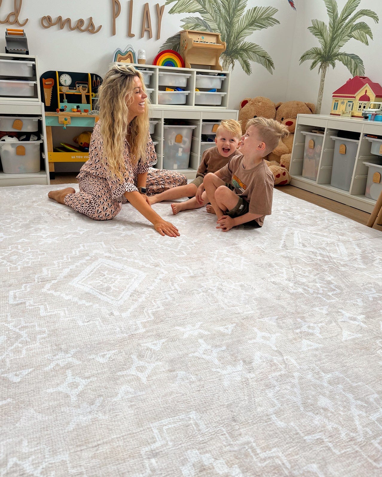 Ayah Neutral Plush Rollie Pollie Playmat - Image 9