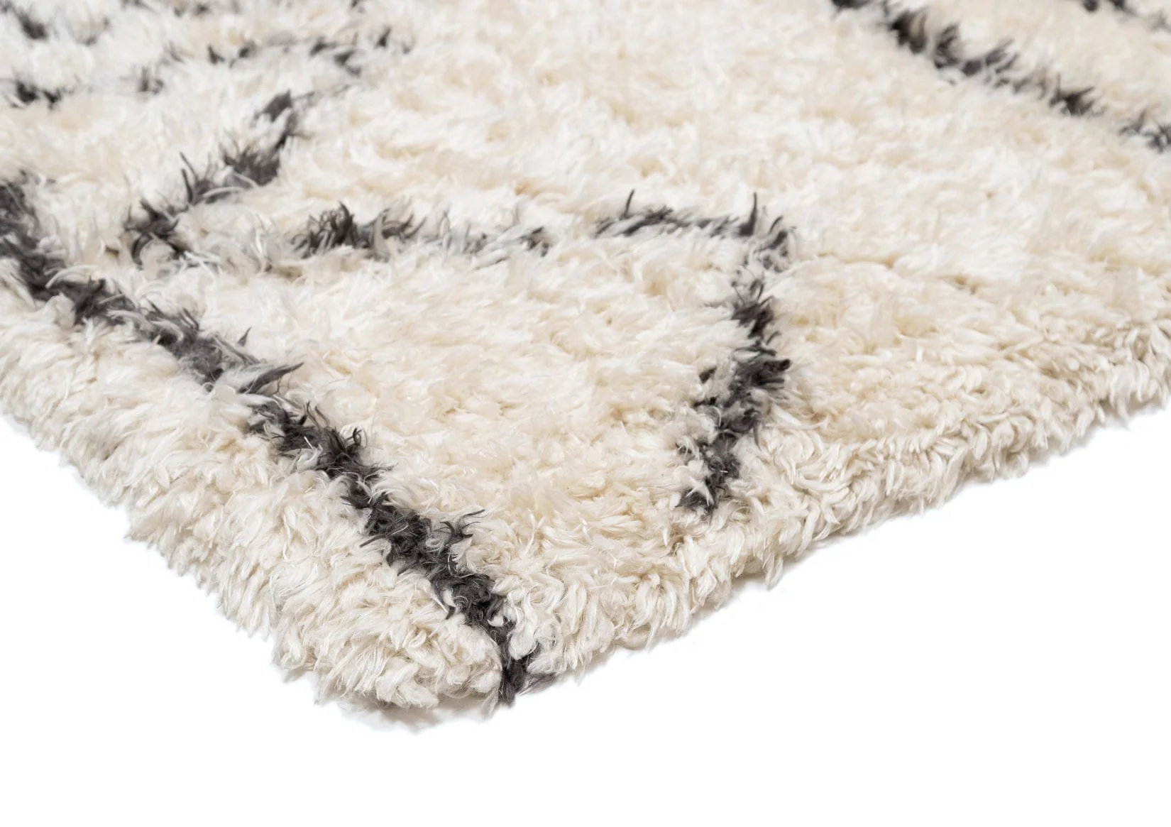 Batola Cream & Black Tribal Shag Rug - Image 7