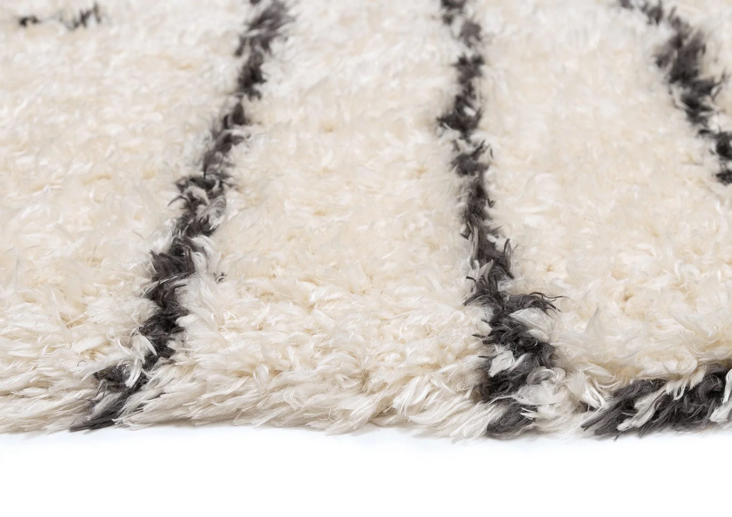 Batola Cream & Black Tribal Shag Rug - Image 8