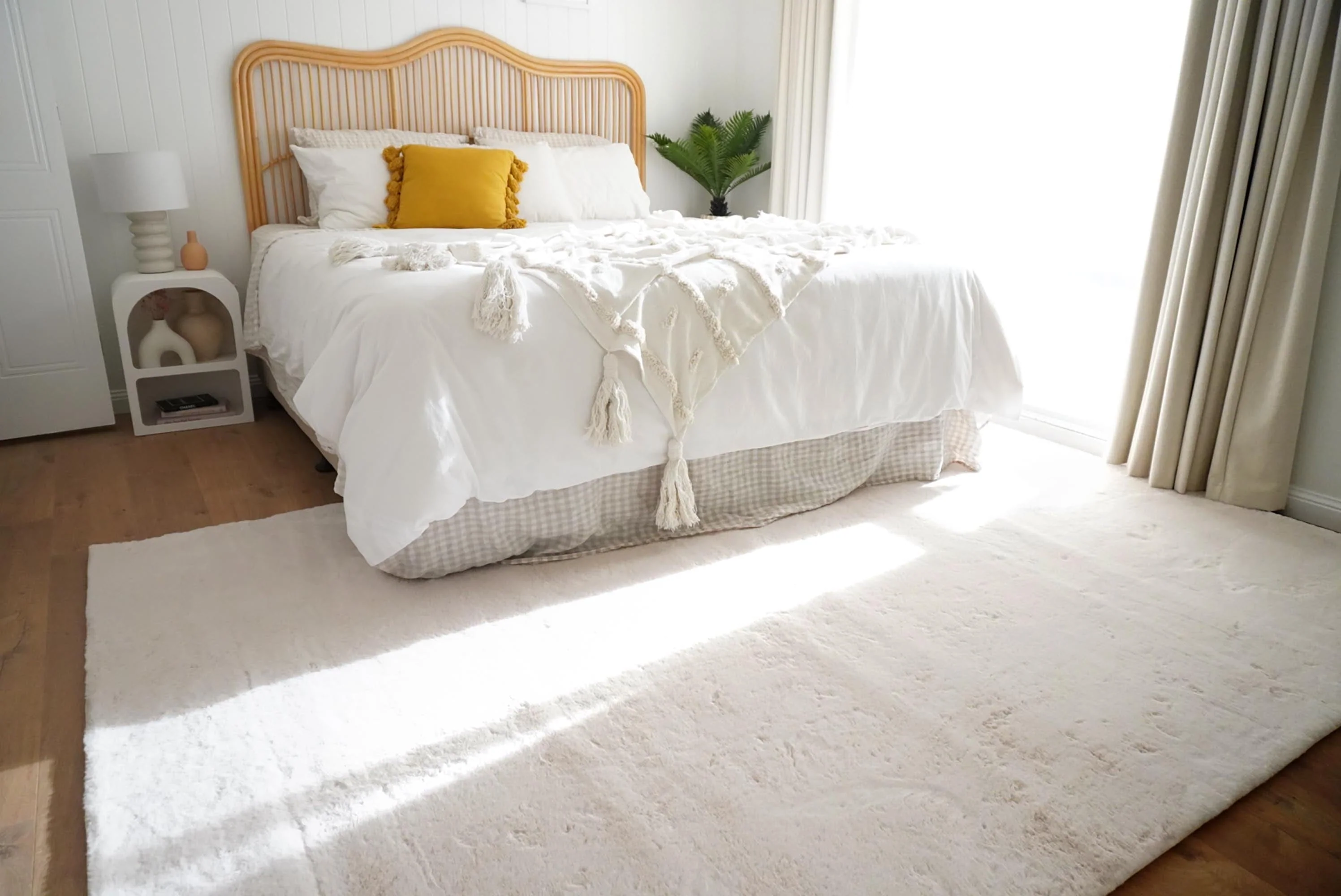Becca Cream Shag Rug - Image 13