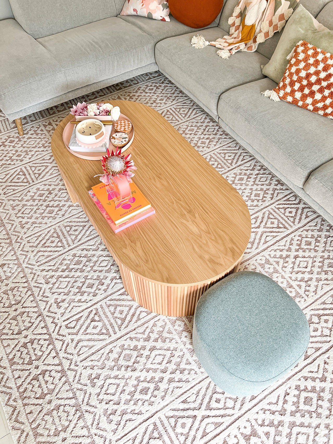 Bobbie Peach and Ivory Textured Tribal Rug - Image 6