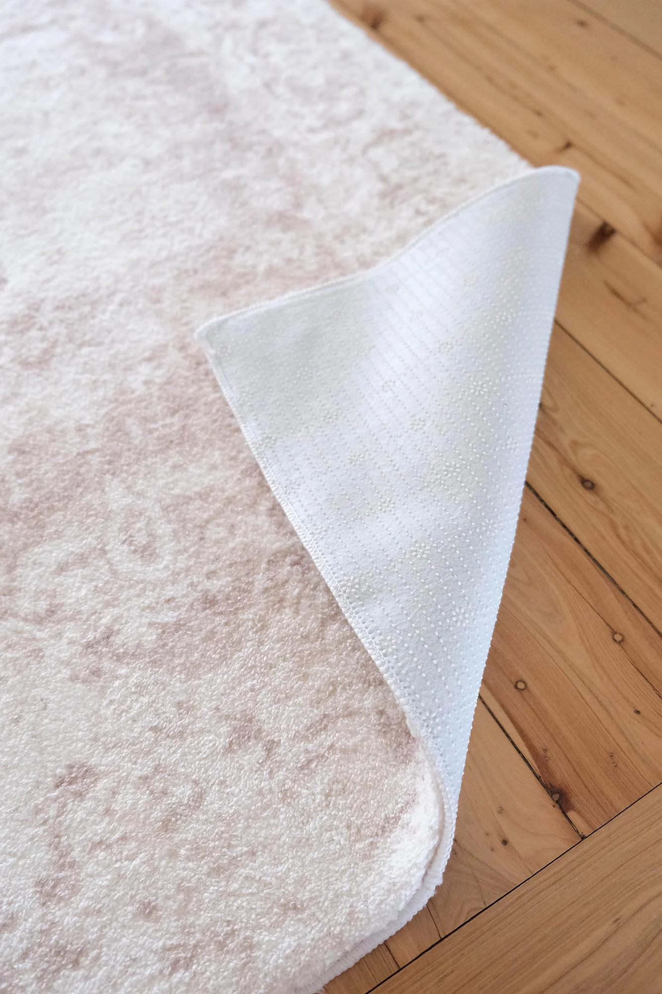Cabanela Cream and Beige Distressed Washable Runner Rug - Image 5