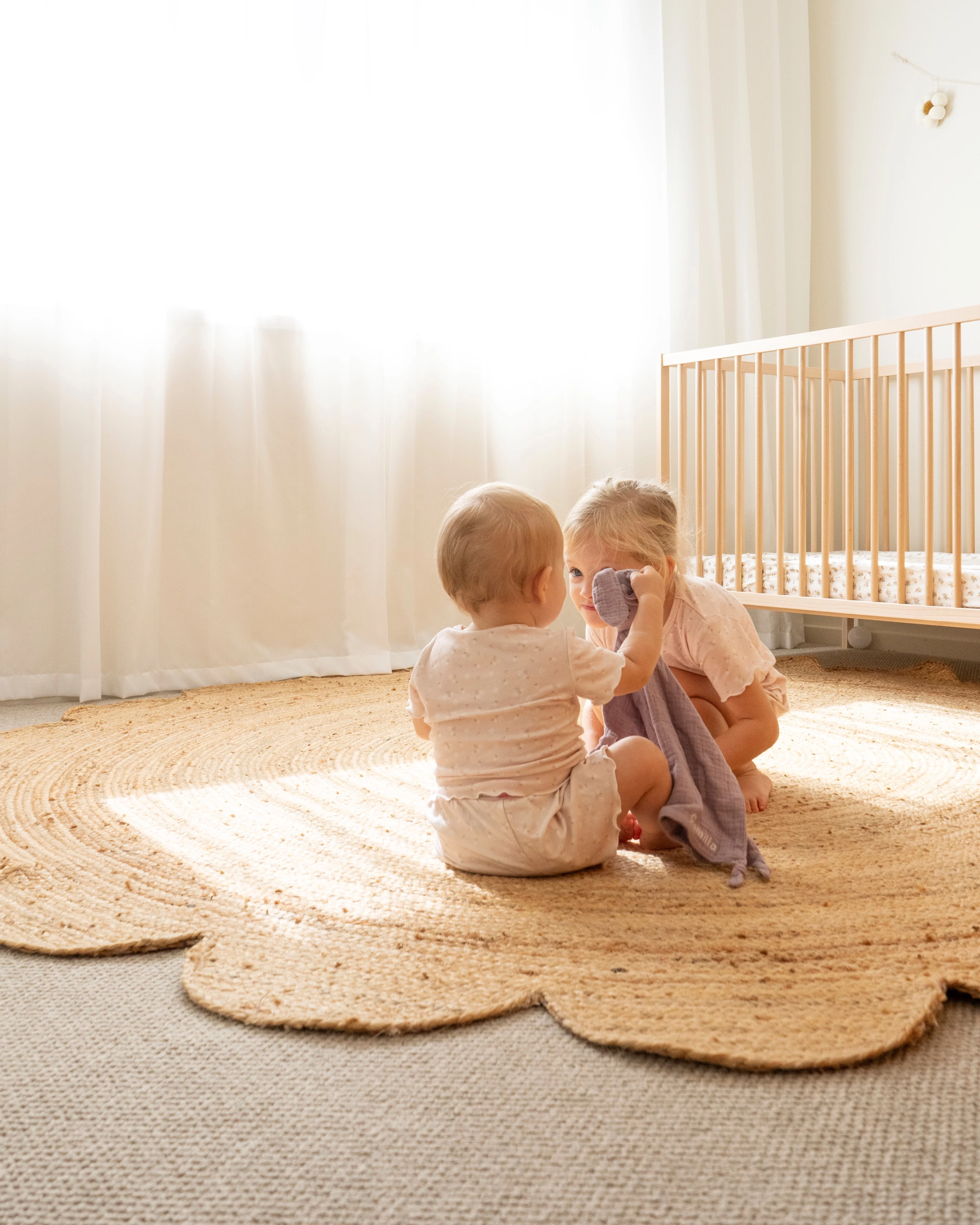 Celeste Natural Brown Scalloped Jute Round Rug - Image 10