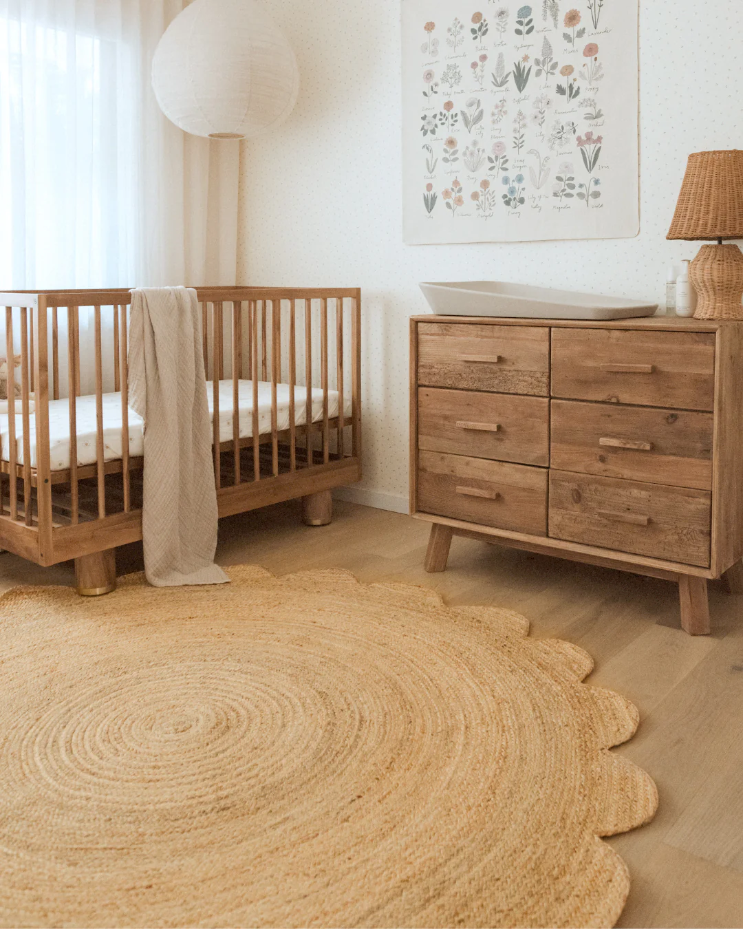 Celeste Natural Brown Scalloped Jute Round Rug - Image 9