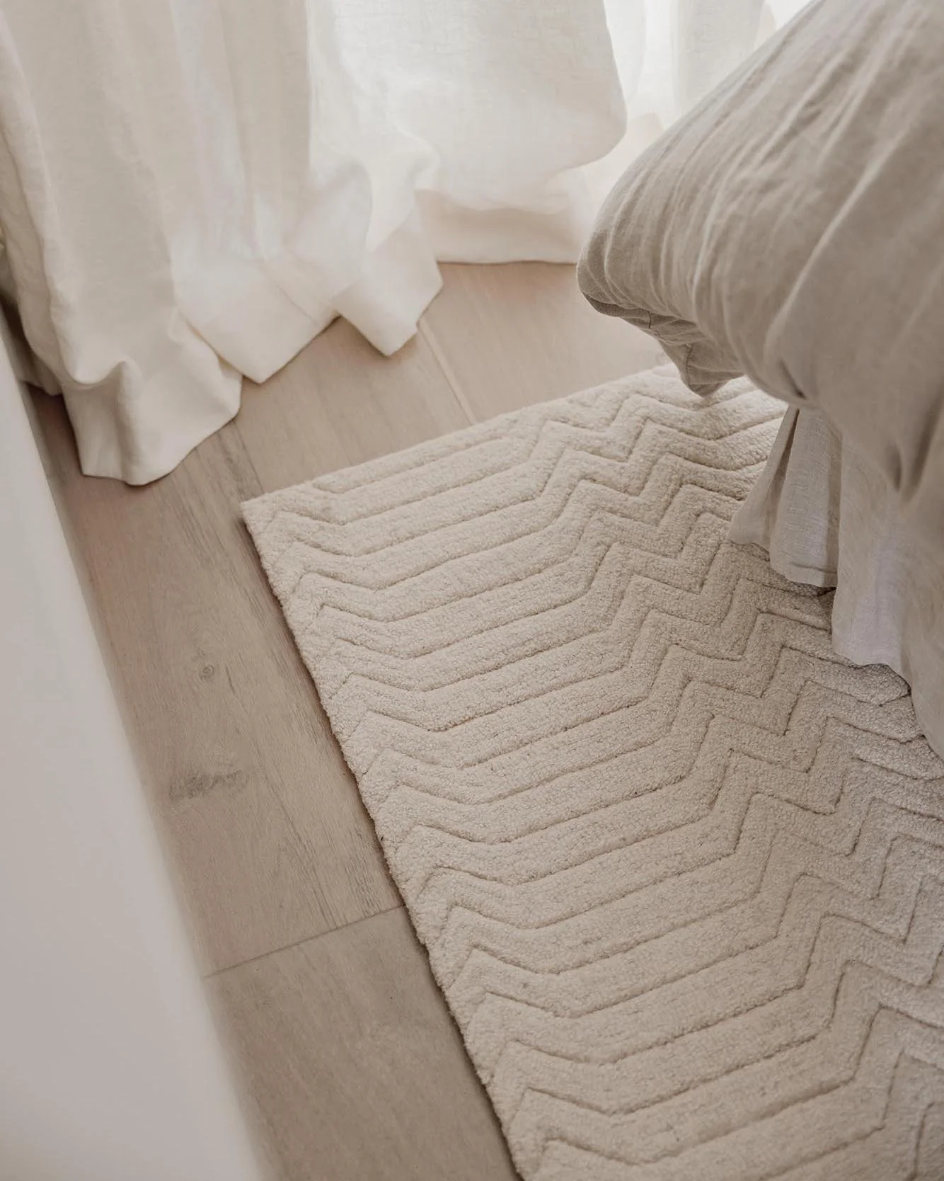 Cualli Ivory Cream Textured Rug - Image 7