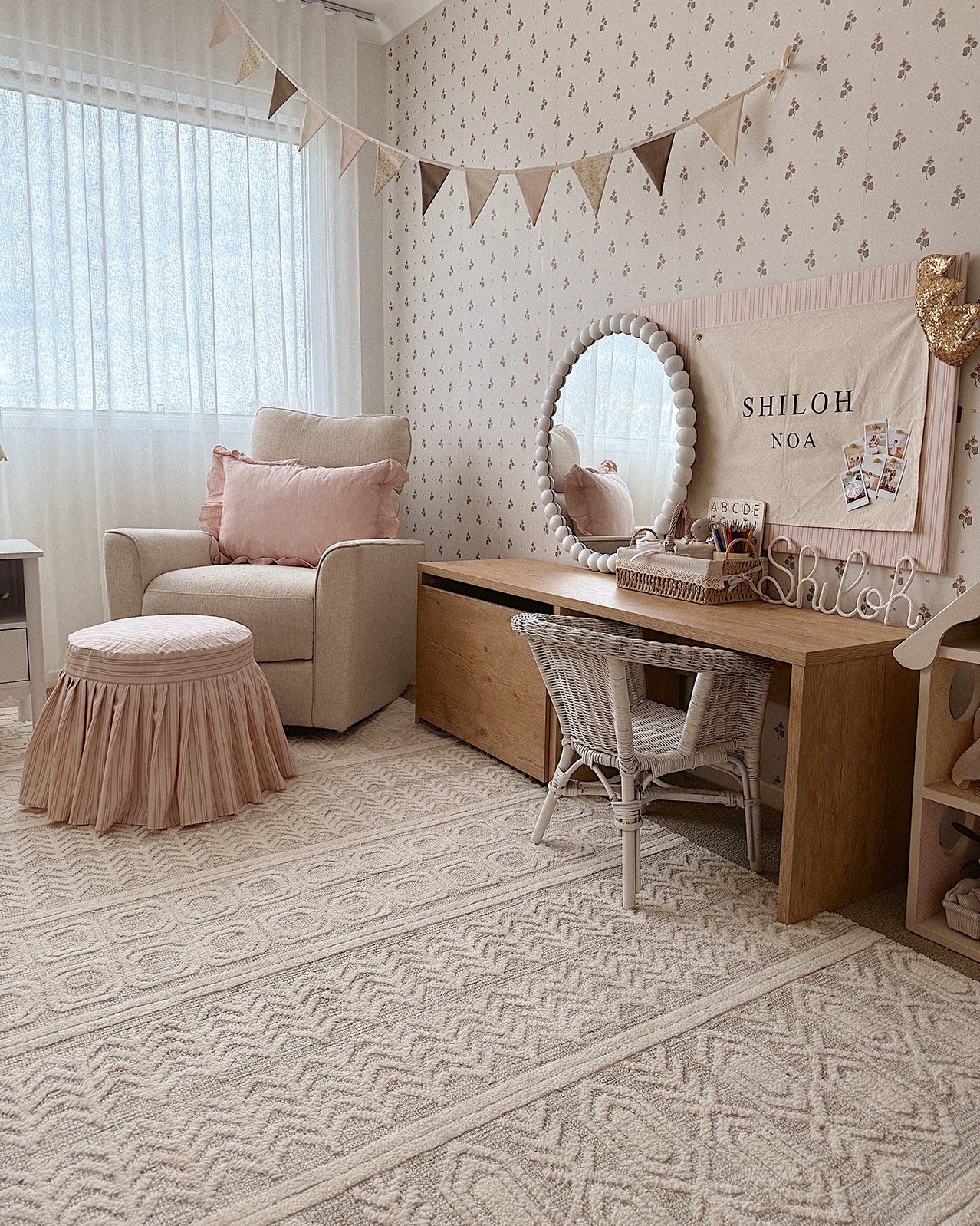 Delphine Ivory and Beige Tribal Transitional Rug - Image 3