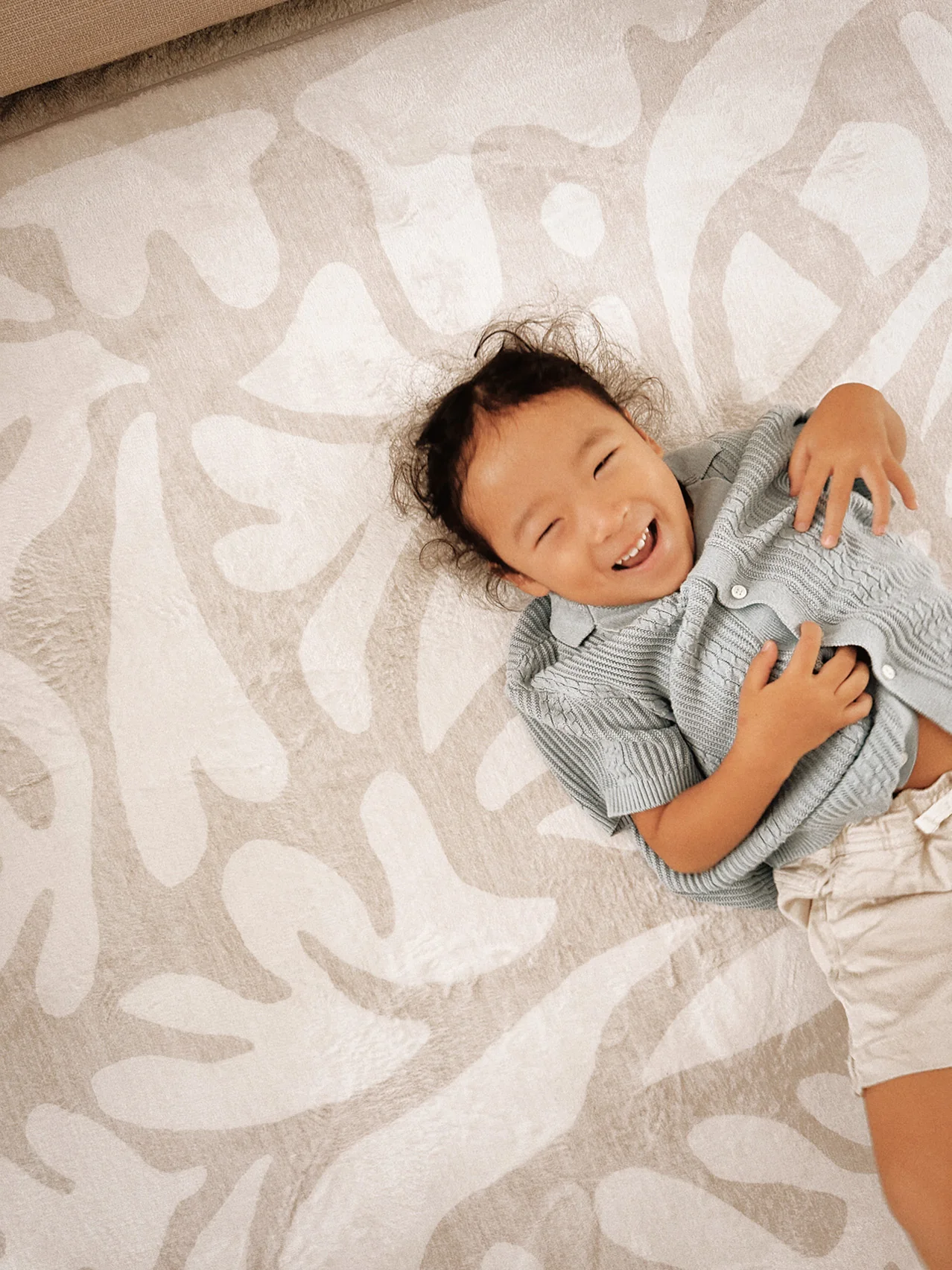 Didi Grey Cream Leaves Rollie Pollie Playmat - Image 10