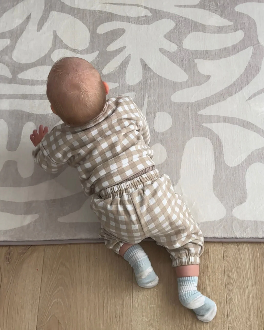 Didi Grey Cream Leaves Rollie Pollie Playmat - Image 4