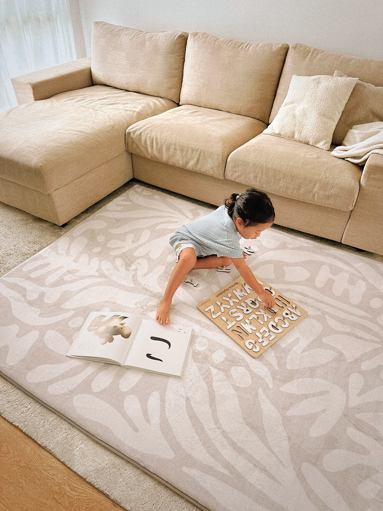 Didi Grey Cream Leaves Rollie Pollie Playmat - Image 9