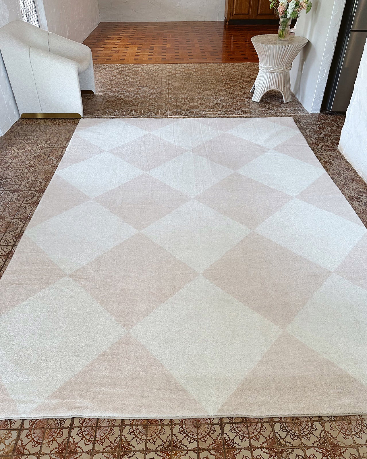 Doutzen Beige Cream Checkered Washable Rug - Image 7