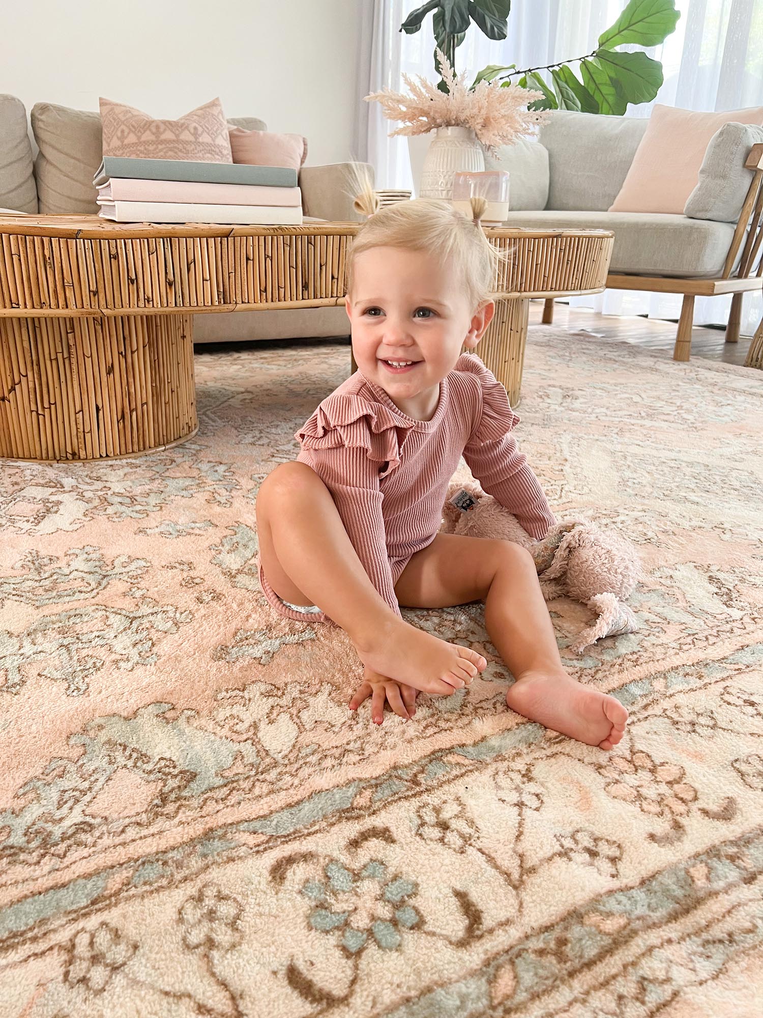 Edwina Peach and Blue Distressed Washable Rug - Image 10
