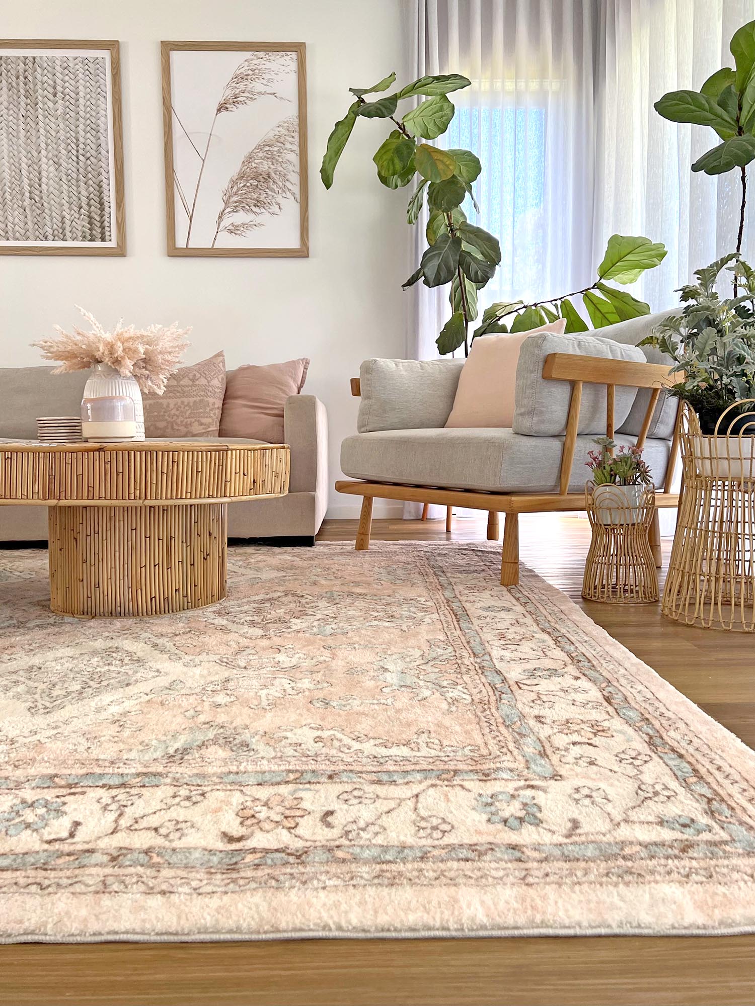 Edwina Peach and Blue Distressed Washable Rug - Image 9