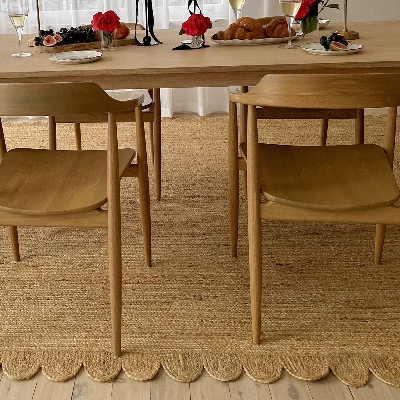 Ejiya Natural Brown Scalloped Jute Rug - Image 10