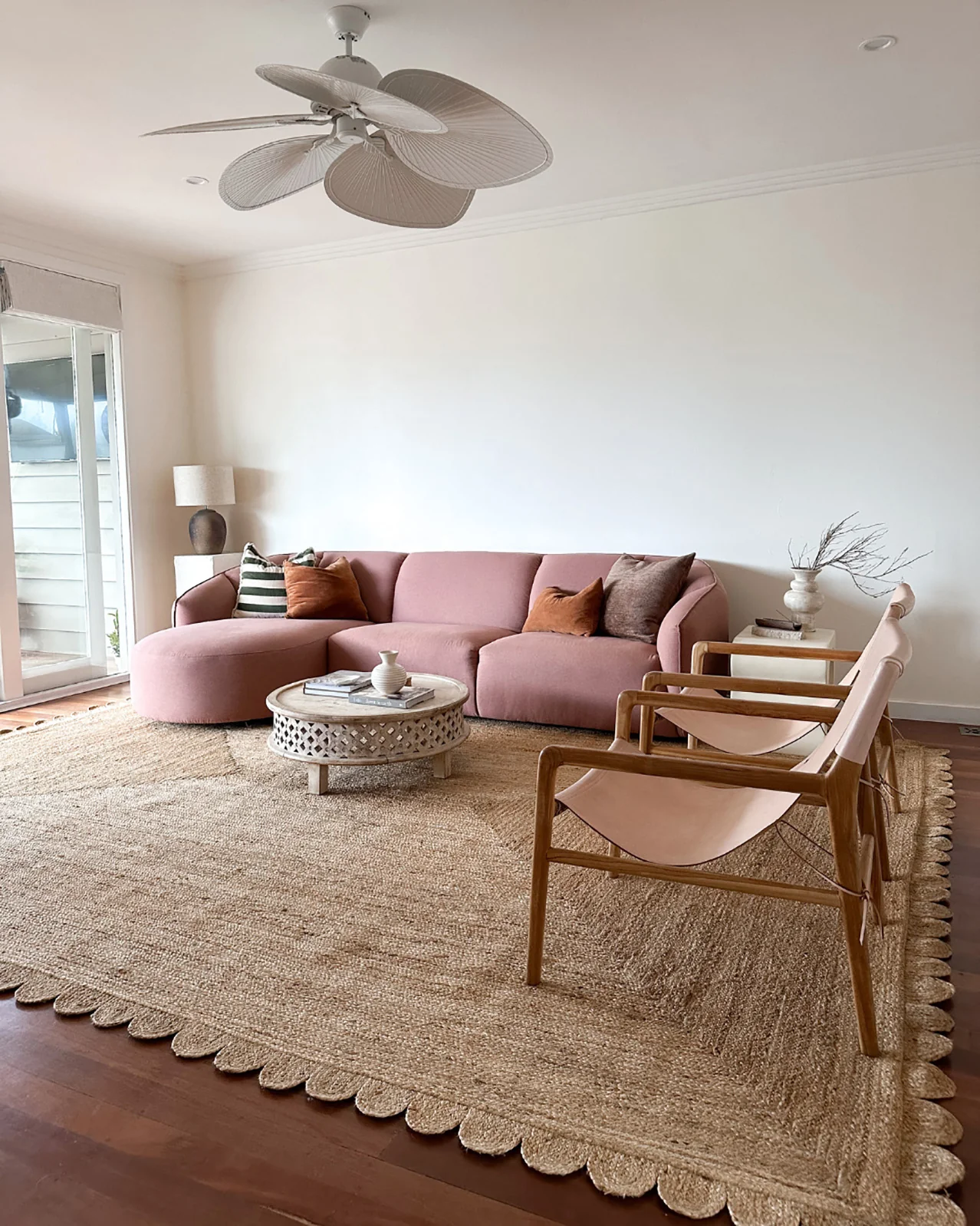 Ejiya Natural Brown Scalloped Jute Rug - Image 2