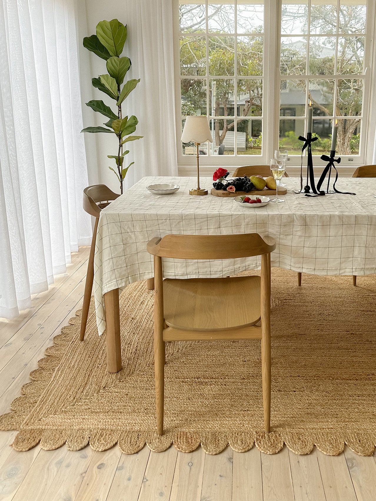 Ejiya Natural Brown Scalloped Jute Rug - Image 9