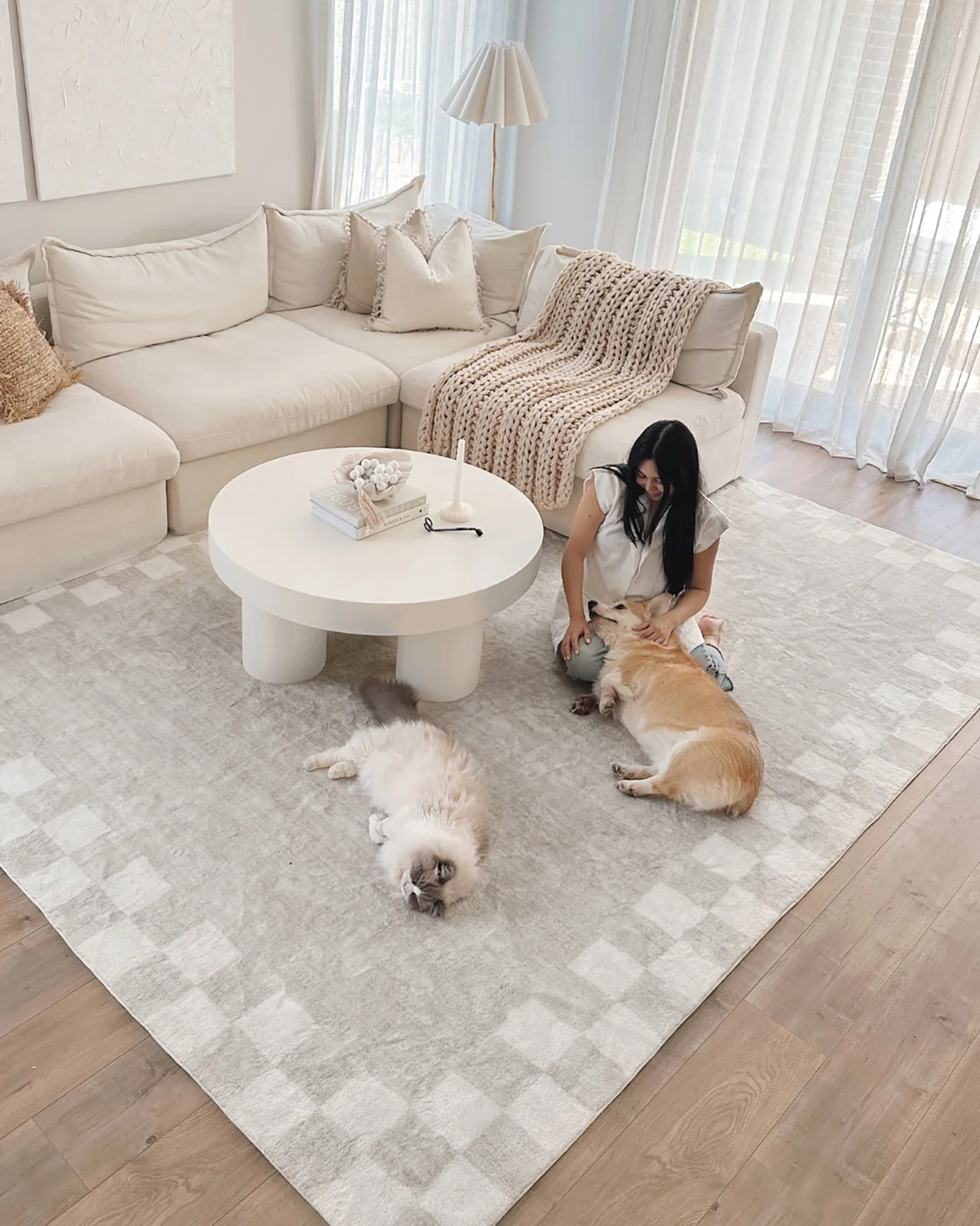 Eliora Grey Checkered Border Washable Rug - Image 9