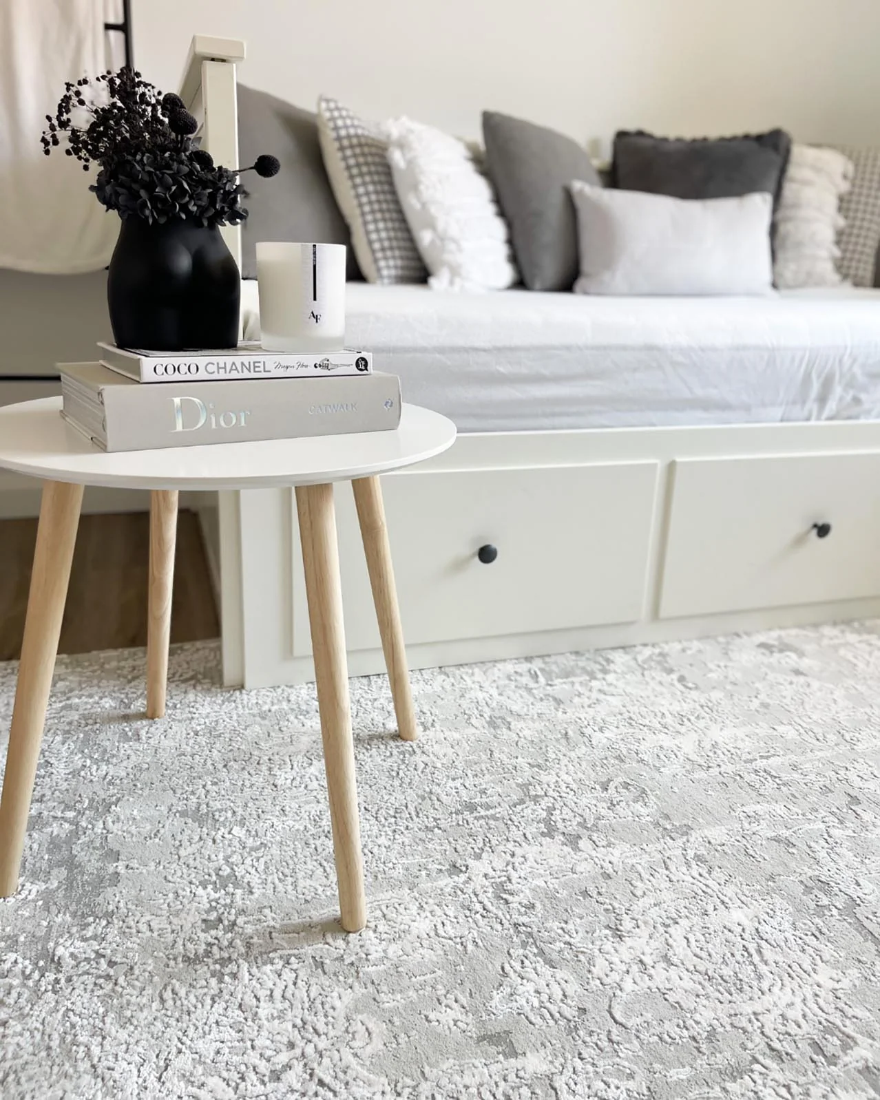 Ellery Grey Ivory Distressed Floral Rug - Image 4
