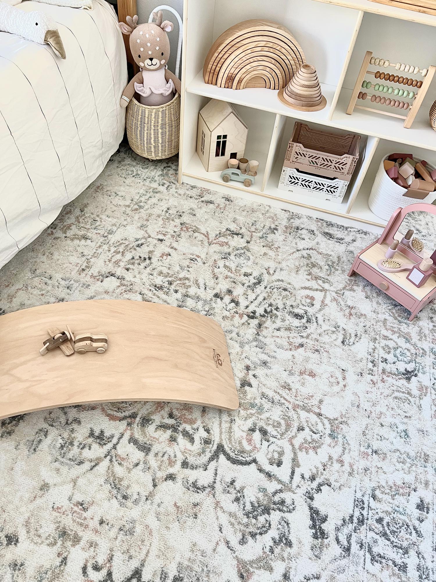 Elouise Cream And Grey Multi-Colour Traditional Floral Rug - Image 4