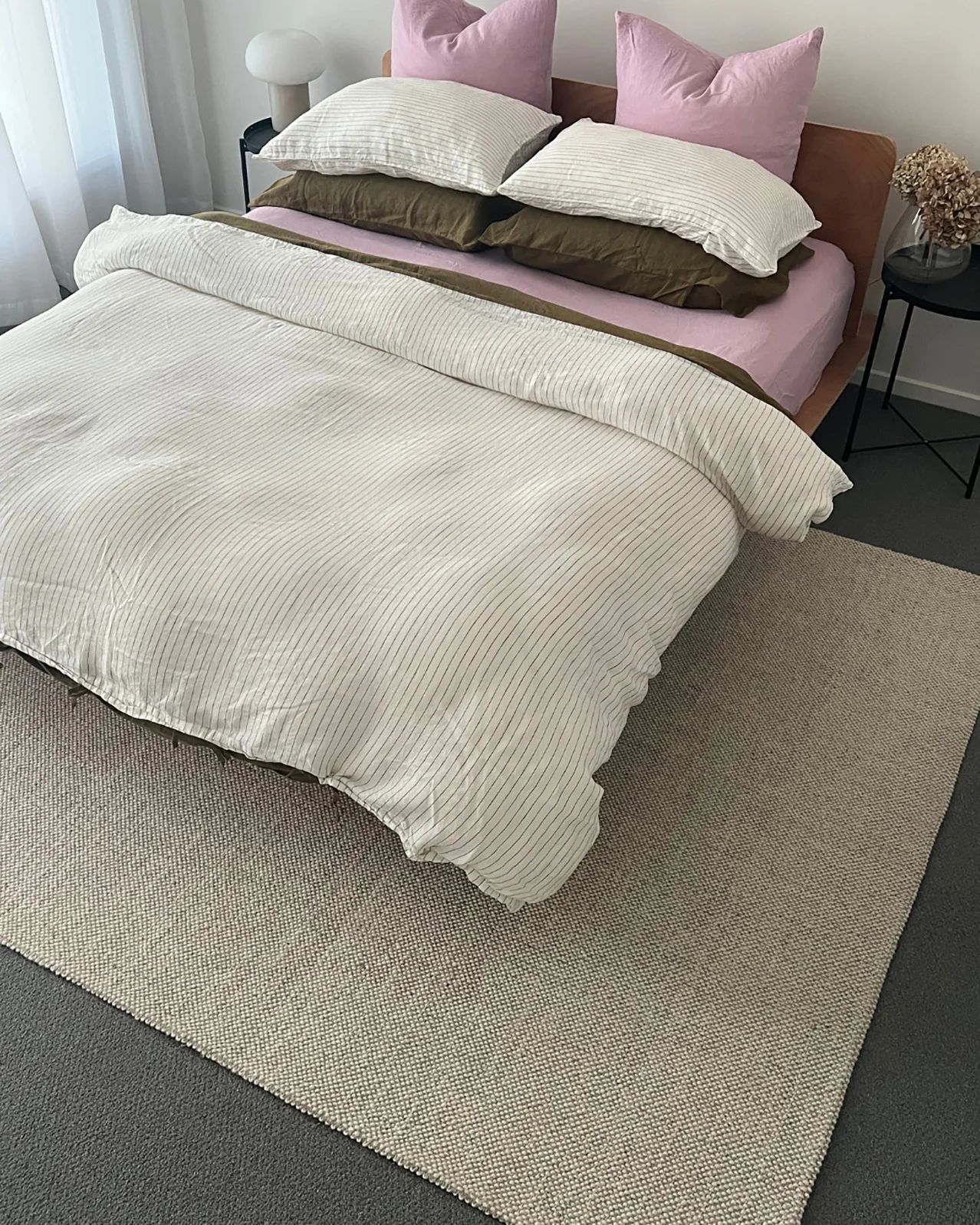Eminah Cream Beige Handmade Wool Rug - Image 3