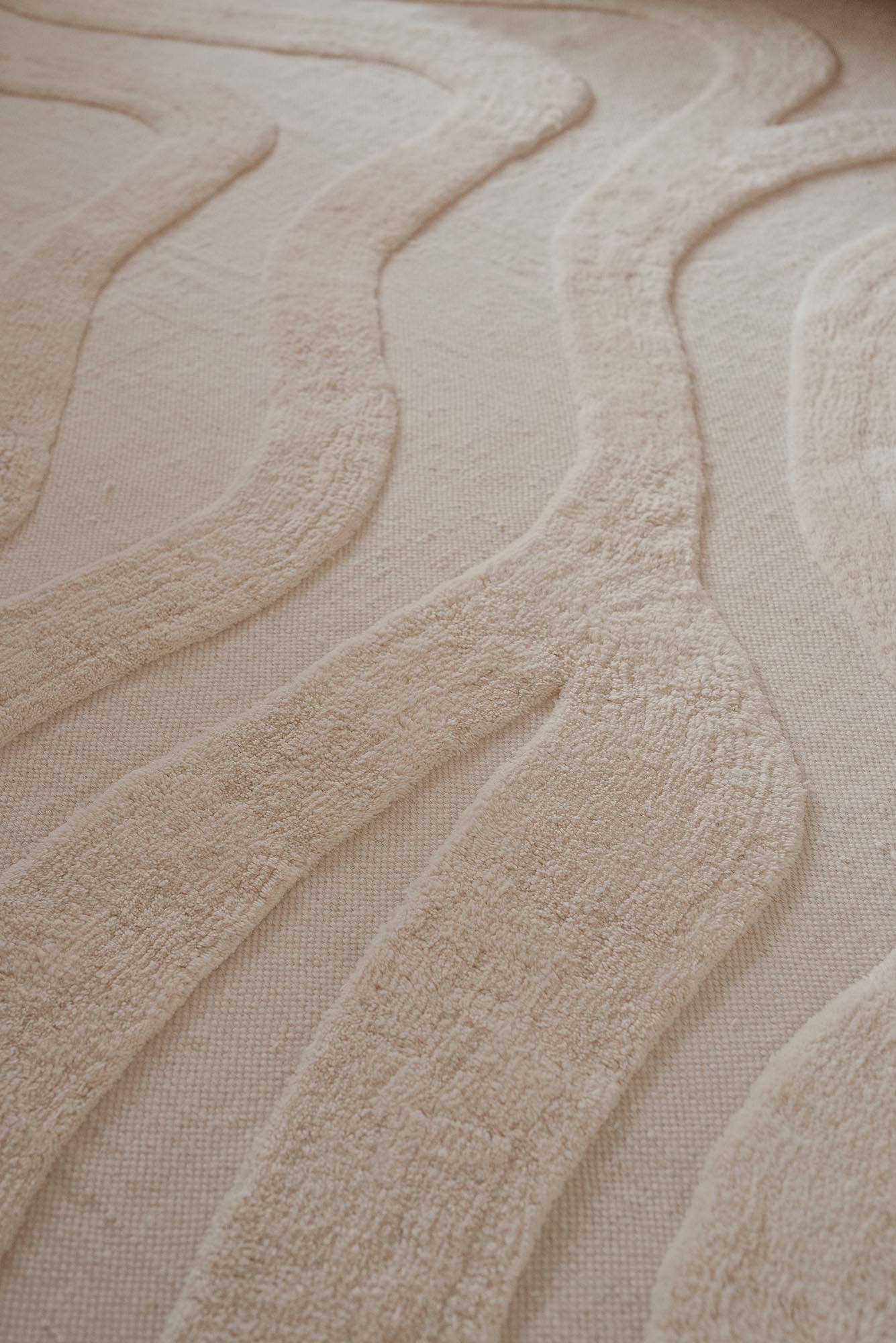 Eniko Abstract Cream Washable Wool Rug - Image 15