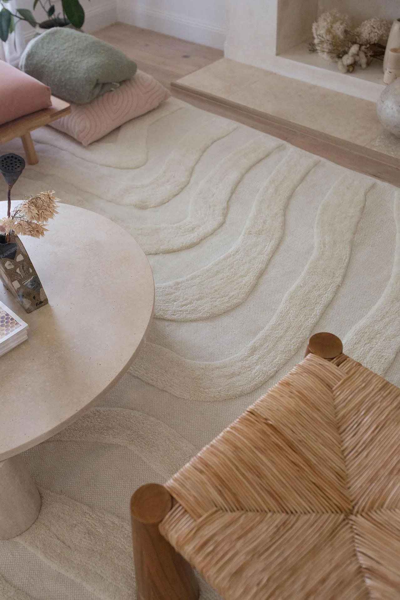 Eniko Abstract Cream Washable Wool Rug - Image 7