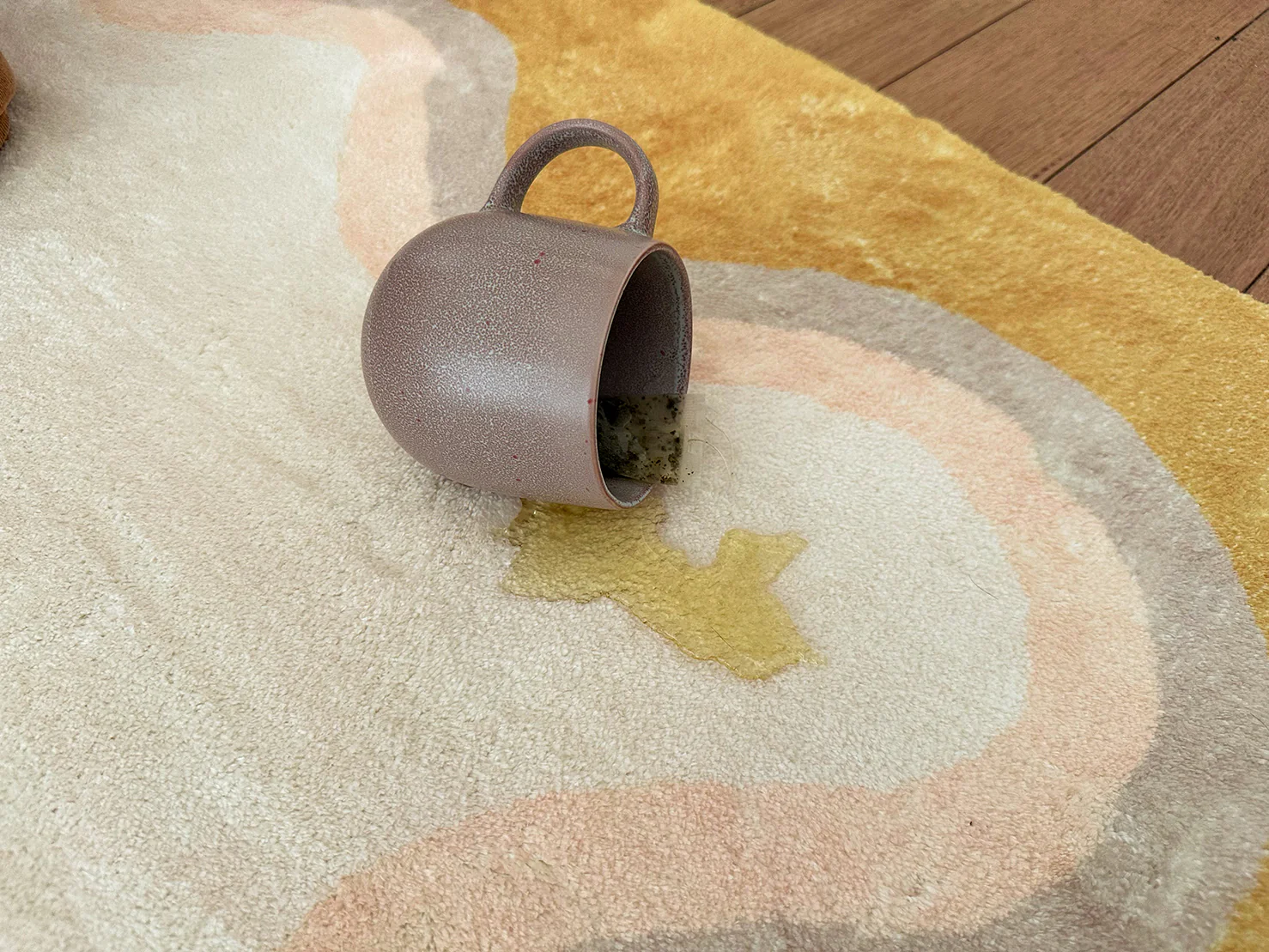 Esti Cream and Yellow Wiggle Bordered Washable Rug - Image 9