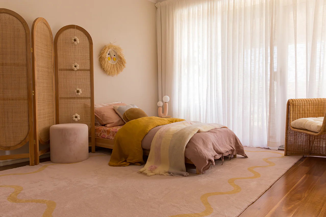 Eva Pink and Yellow Wiggle Bordered Washable Rug - Image 8