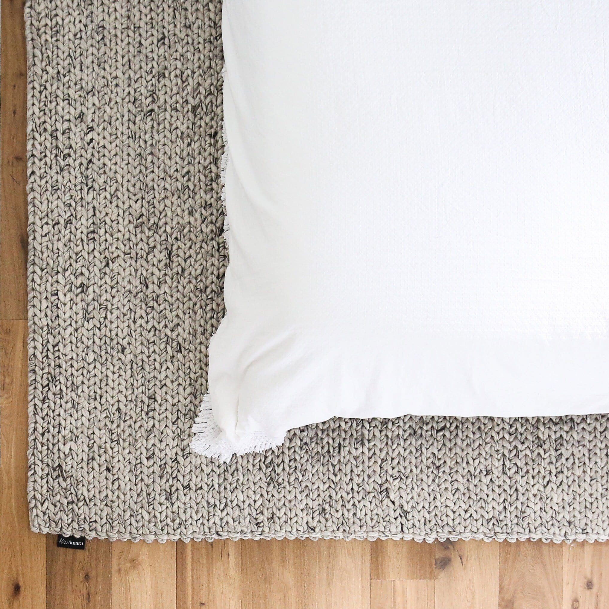 Farrah Marble Grey Braided Wool Rug - Image 3