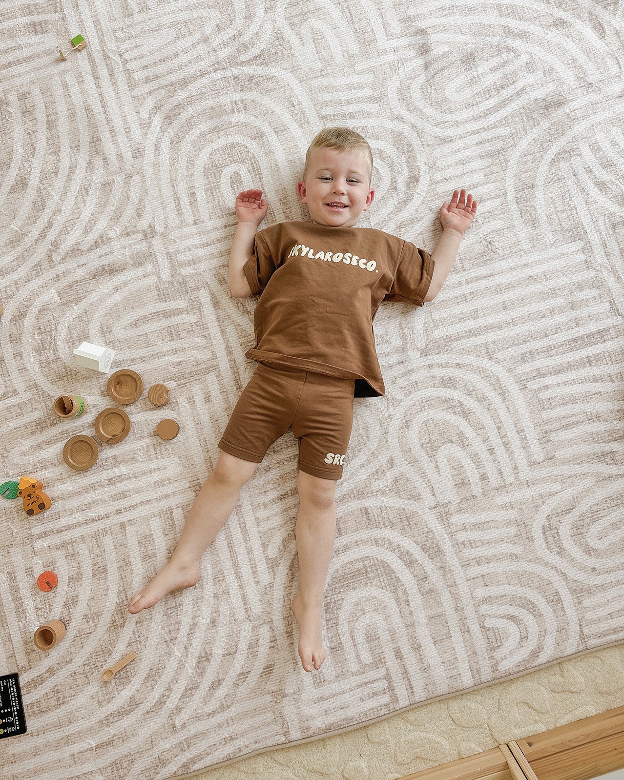 Fifi Cream Plush Rollie Pollie Playmat - Image 3