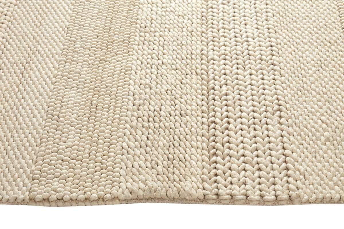 Fleur Ivory Braided and Looped Rug - Image 13