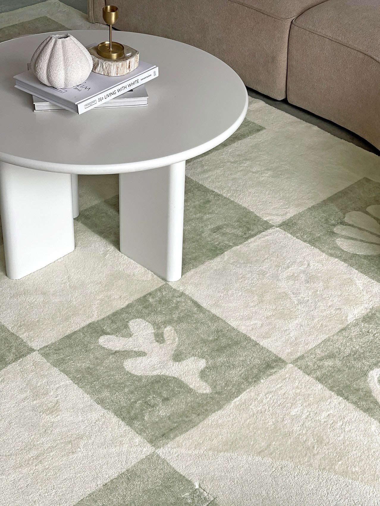 Florenda Green and Cream Checkered Washable Rug - Image 4