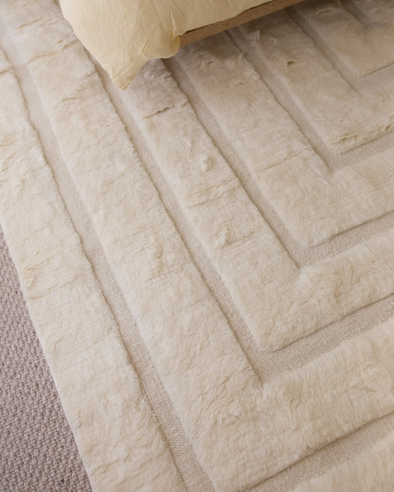 Fontana Ivory Abstract Textured Wool Rug - Image 3