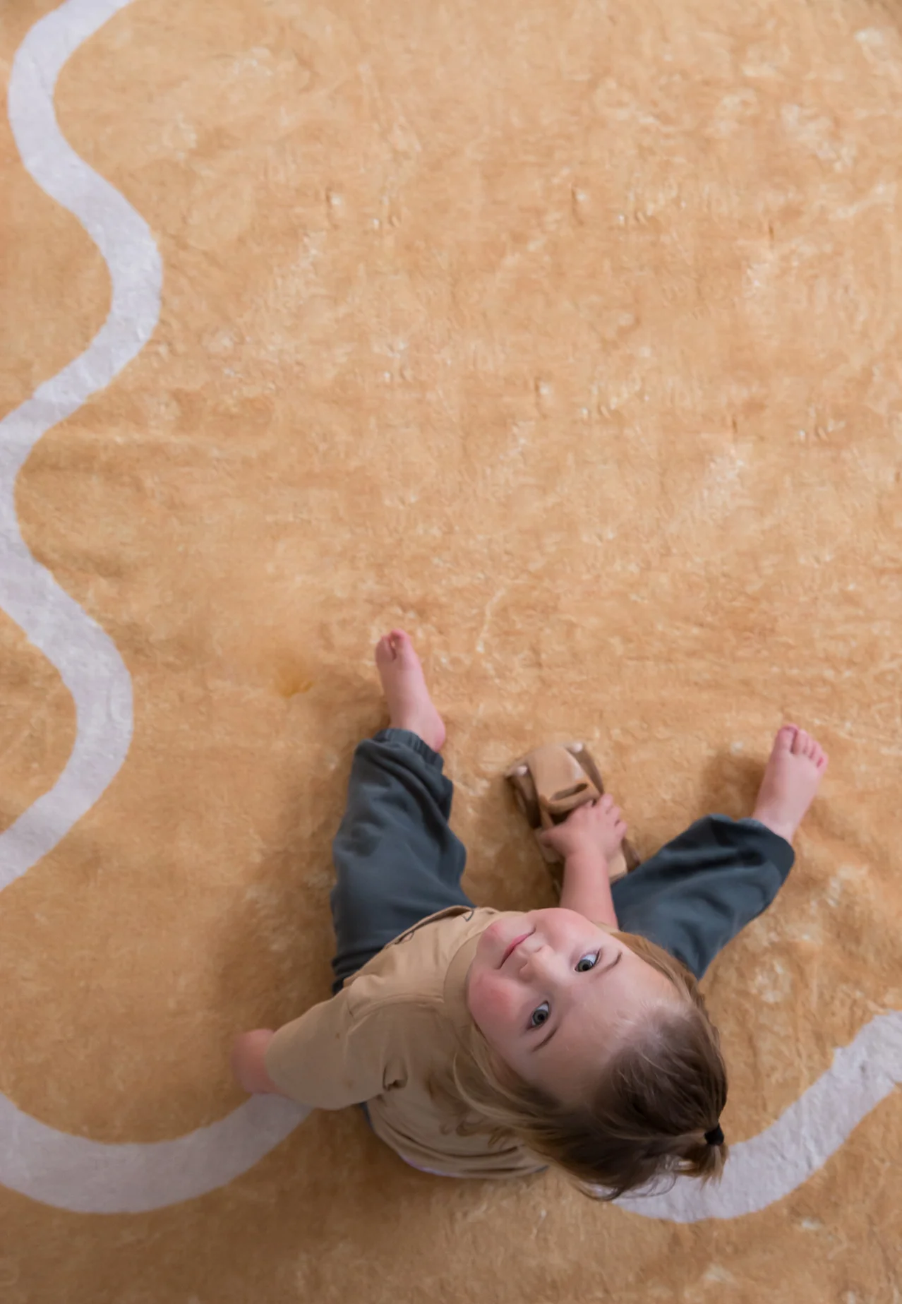 Frida Mustard and Cream Wiggle Bordered Washable Rug - Image 9