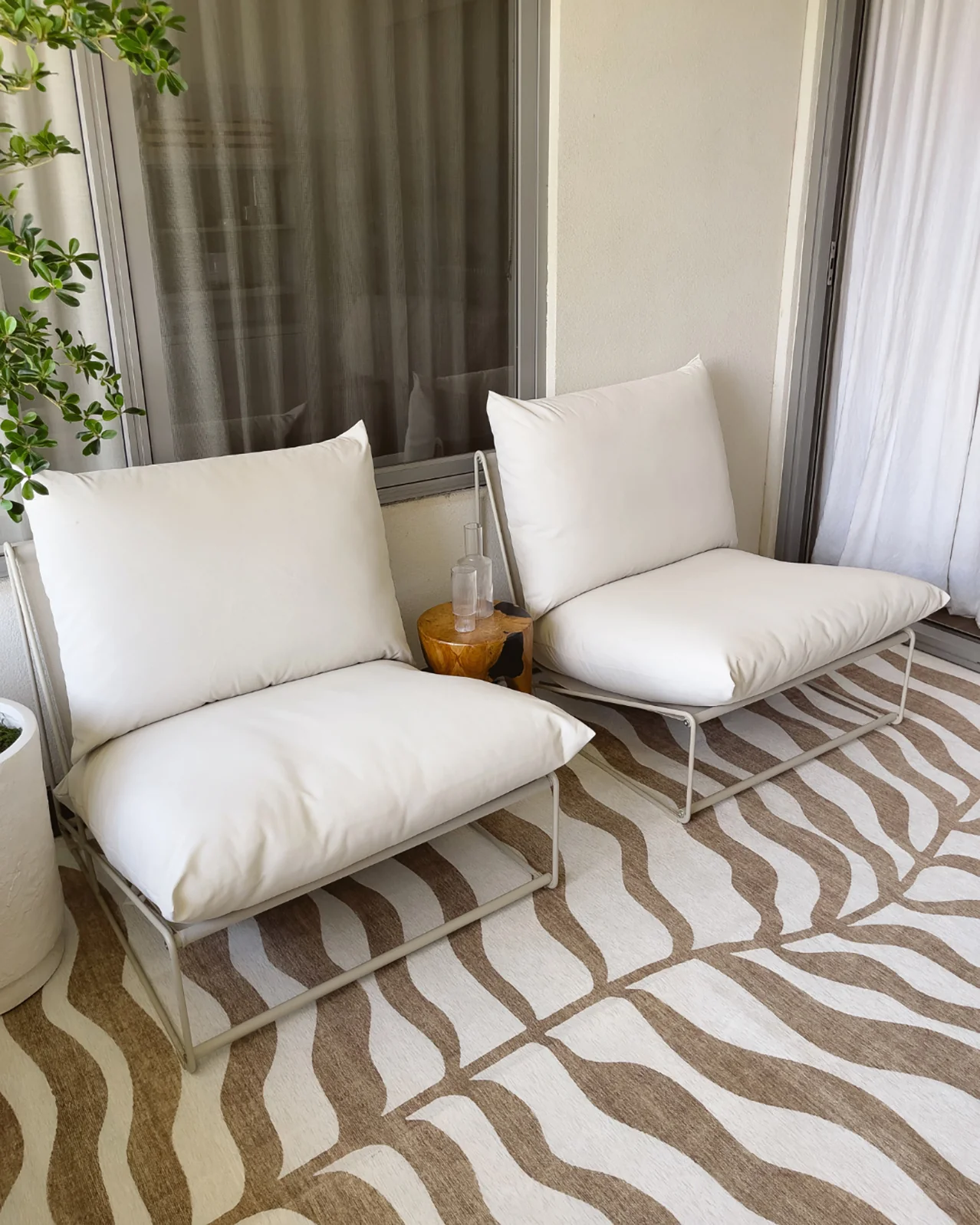 Hanako Beige Cream Indoor Outdoor Washable Rug - Image 2