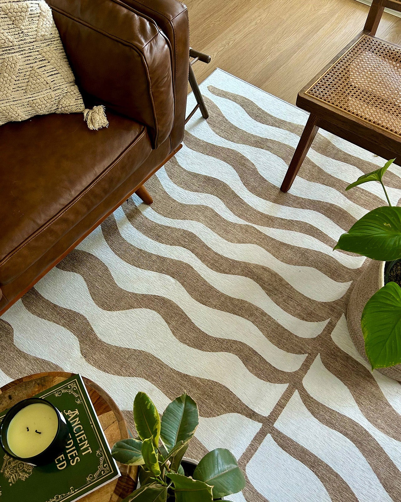 Hanako Beige Cream Indoor Outdoor Washable Rug - Image 7