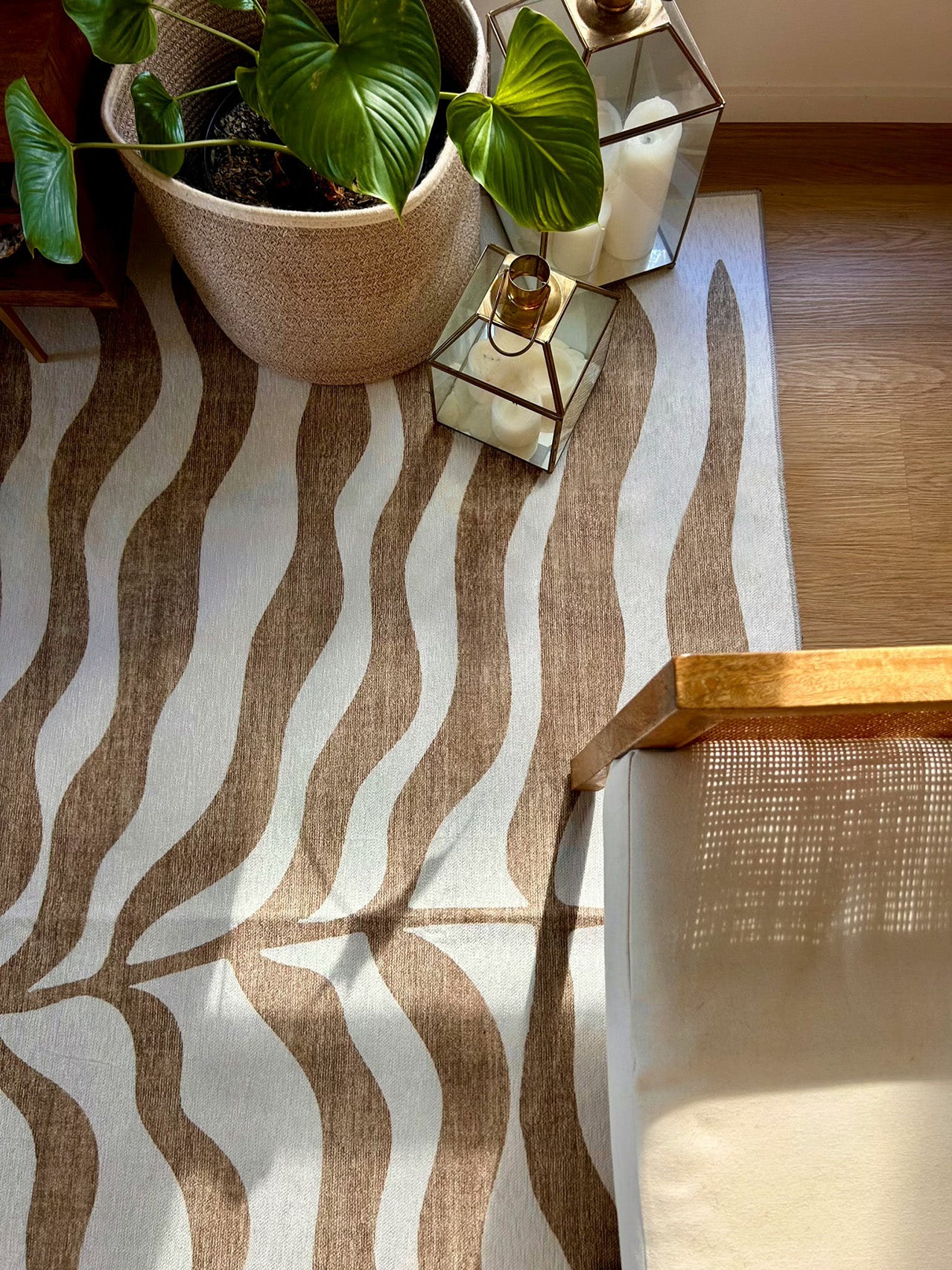 Hanako Beige Cream Indoor Outdoor Washable Rug - Image 9