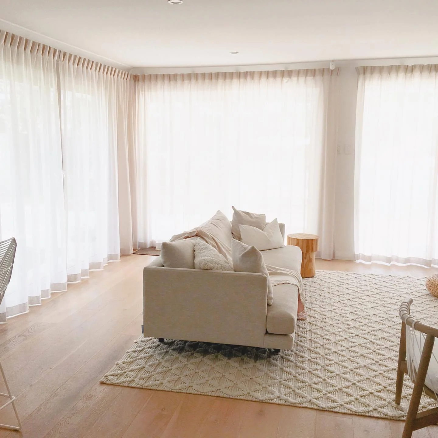 Hanna Ivory Leaflets Wool Blend Rug - Image 13