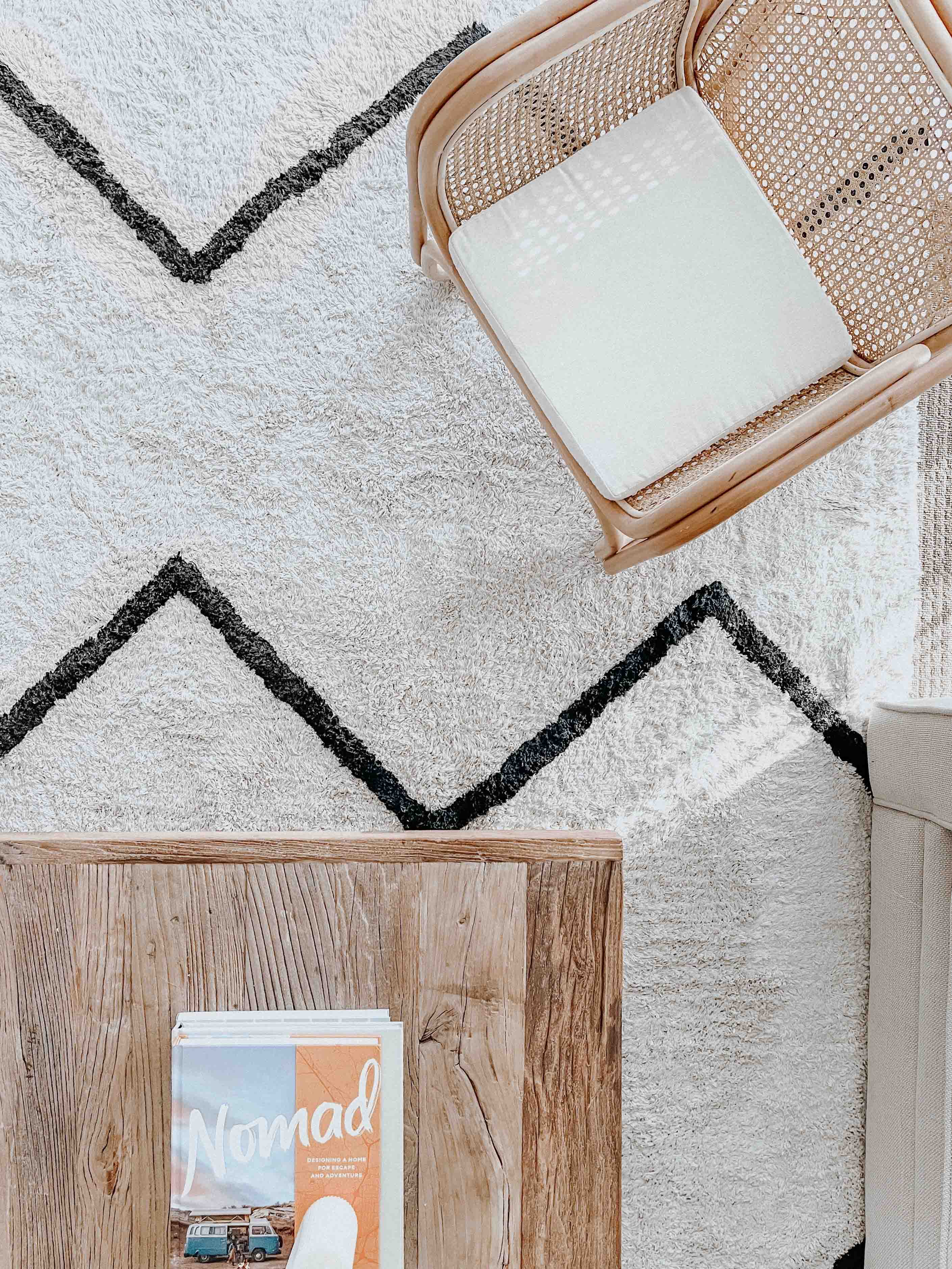 Hayley Black and Ivory Tribal Washable Berber Rug - Image 5