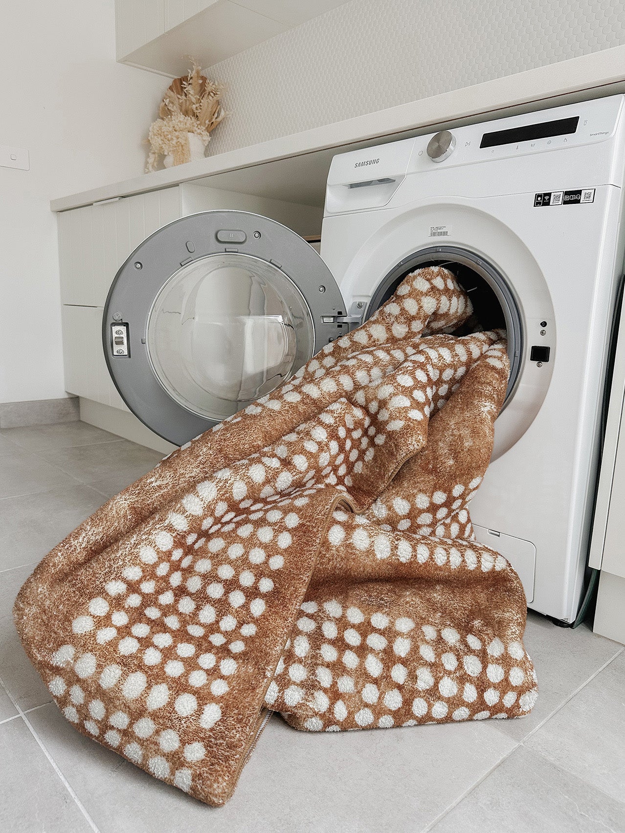 Hazrin Beige Rust Brown Dot Pattern Washable Rug - Image 10